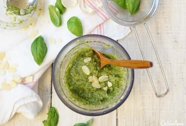 Pesto de basilic aux amandes Blog de Châtaigne