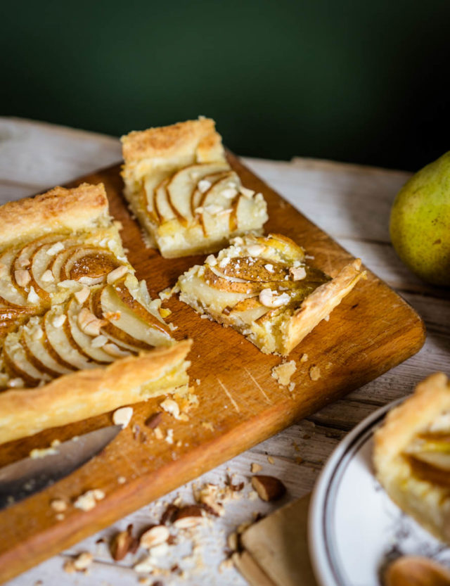 Tarte Aux Poires Et Crème D'amandes [façon Bourdaloue] - Blog De Châtaigne